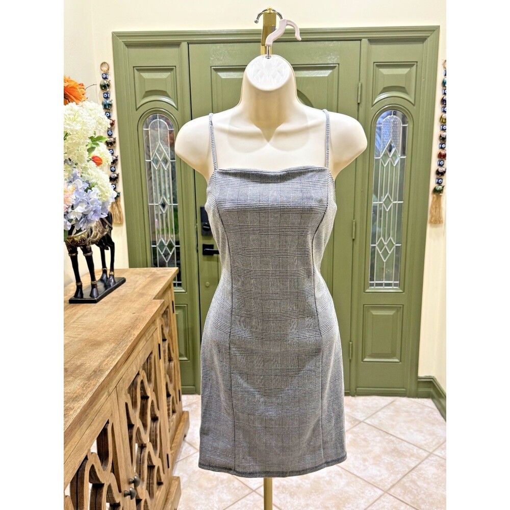 Blashe Women’s gray plaid mini dress size XL